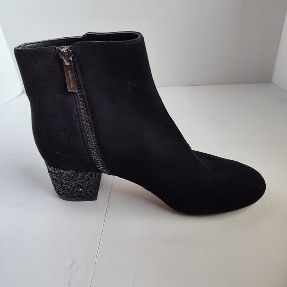 Ladies SZ 7M Michael Michael Kors Black Suede Bootie NWOT - Picture 4 of 5